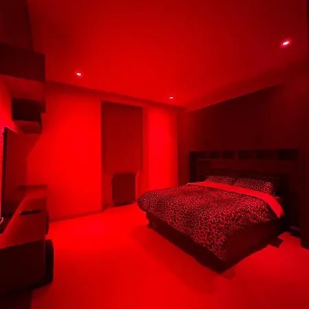 A Dolce Casa Romana Lux Jacuzzi Metro A 2 Min * Rome