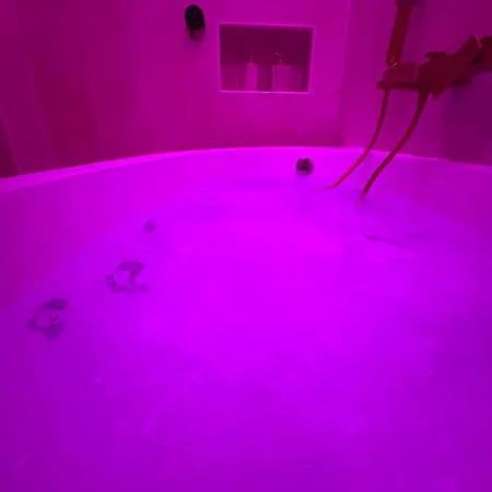 A Dolce Casa Romana Lux Jacuzzi Metro A 2 Min شقة روما