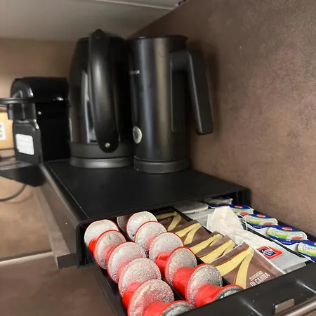 شقة A Dolce Casa Romana Lux Jacuzzi Metro A 2 Min *