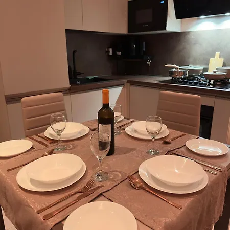 شقة A Dolce Casa Romana Lux Jacuzzi Metro A 2 Min